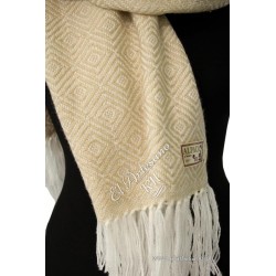 Scarf white and creamy, diamonds, collection: Lana de Alpaca