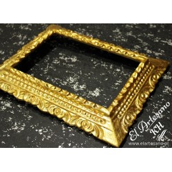lustro w złotej ramie 
złota ramka  20x30cm, 
złota rama do obrazu,
rama rzeźbiona,
rama glamour,
stylowa rama